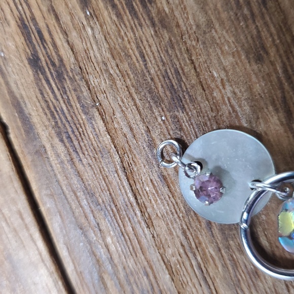 Radiant Pink Crystal Eye Catching Pendant P312 - Picture 3 of 4